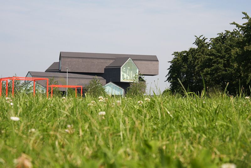 vitra-vitrahaus-weil-am-rhein Since over one year part of teh Weil am Rhein landscpae - VitraHaus