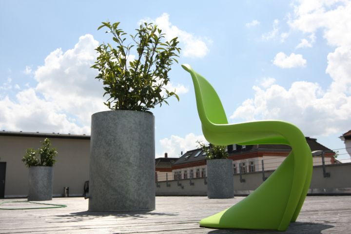 win-a-vitra-verner-panton-chair-dark-lime Win a Vitra-verner-panton-chair-dark-lime