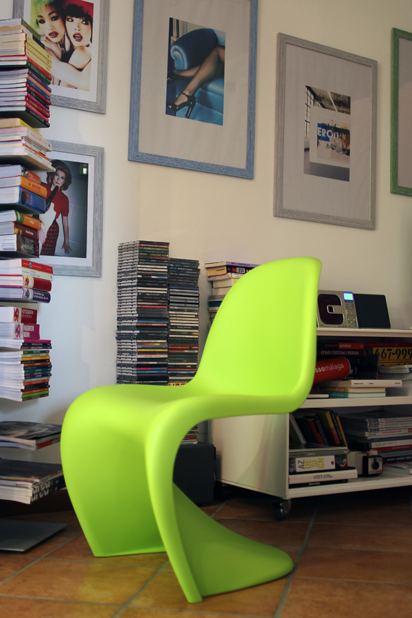 vitra panton chair dark lime