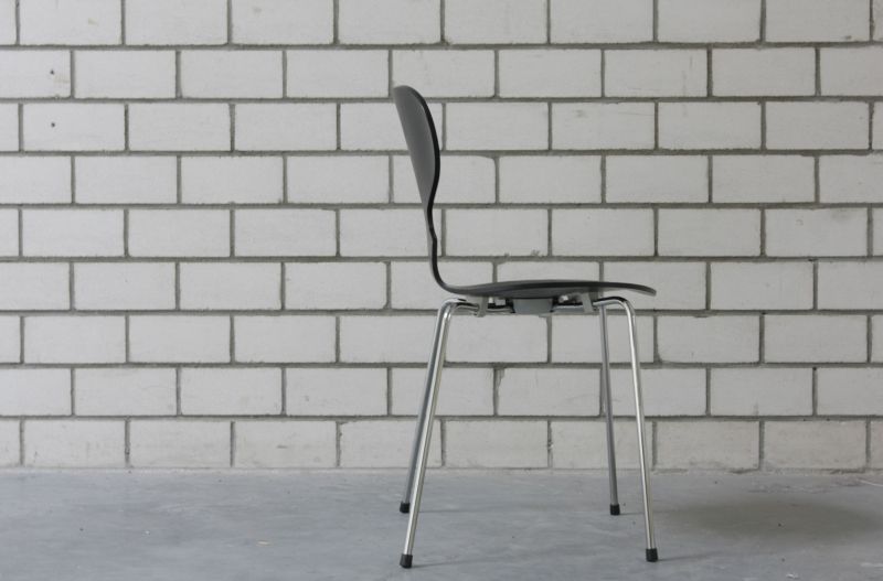 ant chair arne jacobsen fritz hansen side