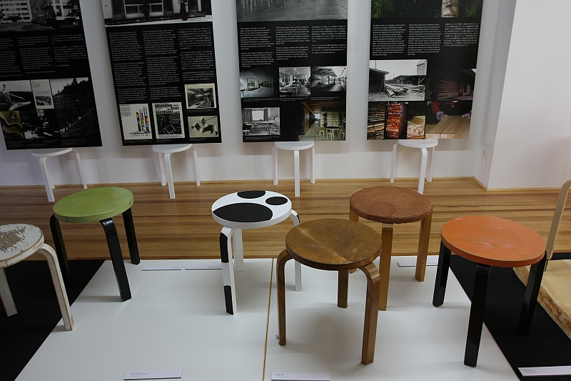 Alvar Aalto 60 stool