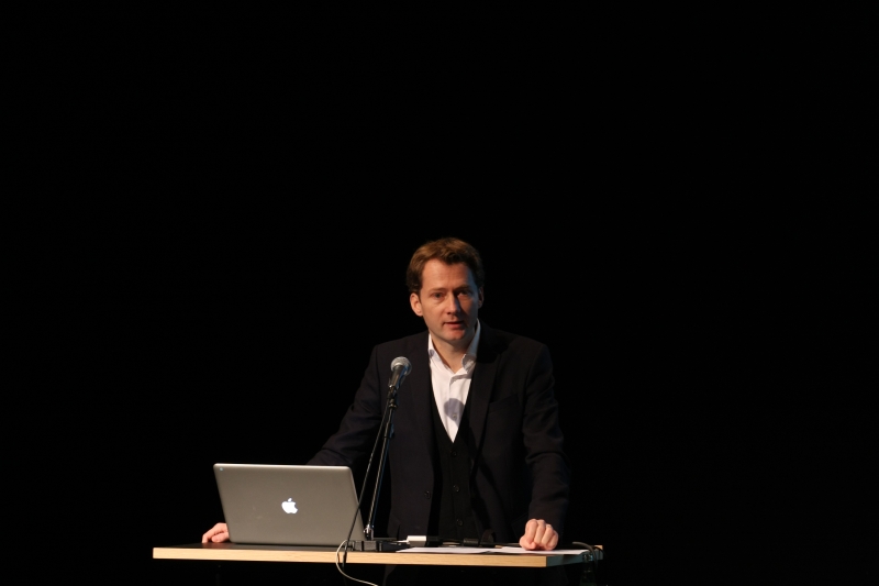 Mateo Kries Designtage Brandenburg 2013 Design Conference
