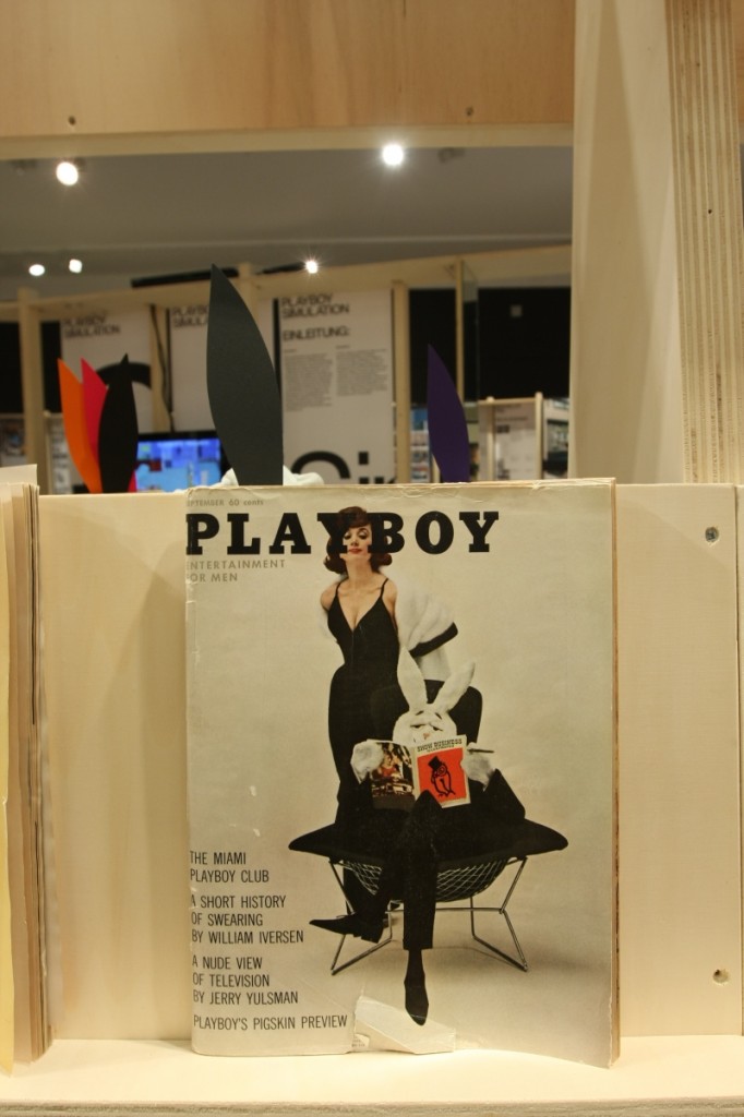 Playboy Architecture 1953 1979 Deutsches Architekturmuseum Frankfurt am Main September 1961 bertoia diamond chair