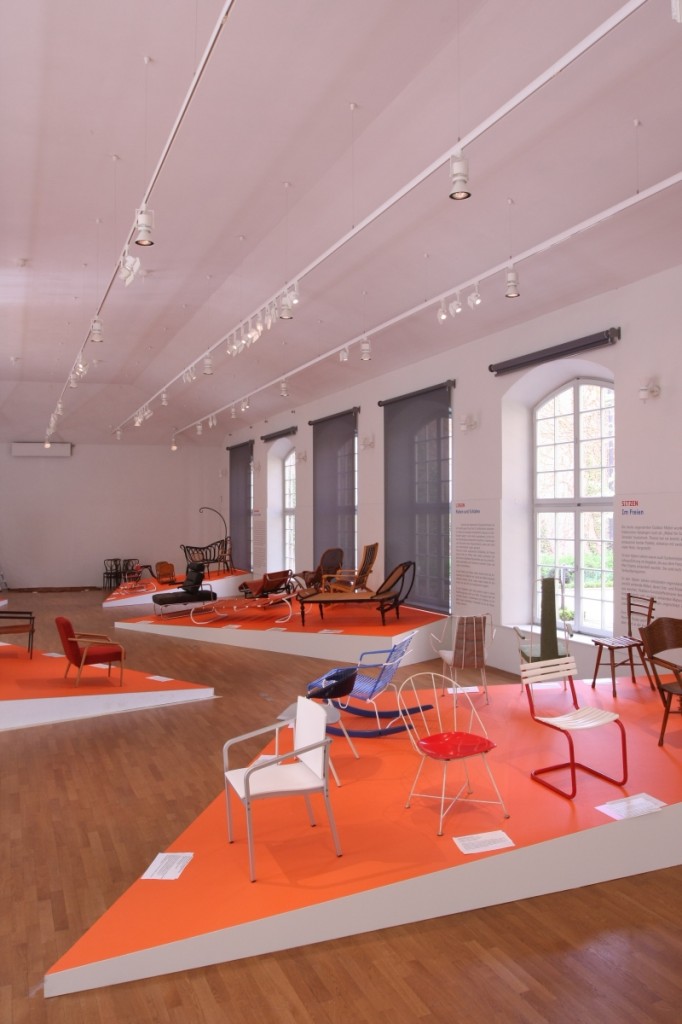 Sitzen Liegen Schaukeln Möbel von Thonet Grassi Museum für Angewandte Kunst Leipzig 13