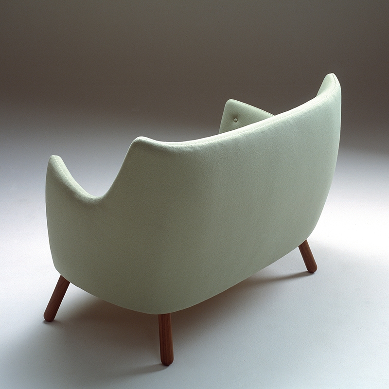 Finn Juhl Poet Sofa