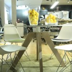 Passagen Cologne 2015 Zu Tisch bei smow Köln ASCO Tische Centro 11 Eames DSR Vitra