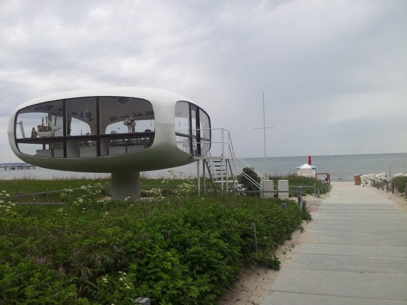 rescue station on Binz Beach by Ulrich Müther (completed 1968)