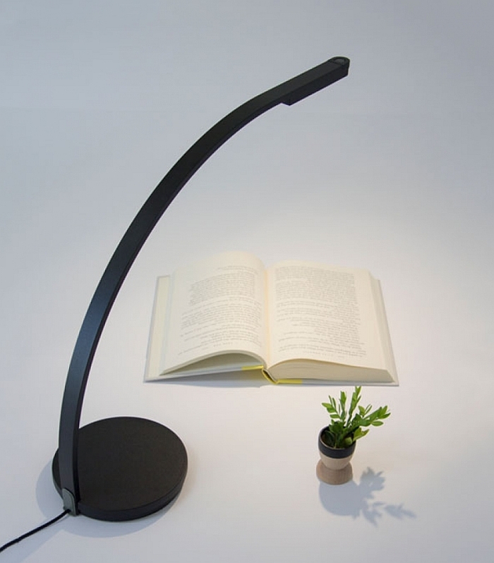 Preview lamp by Tom Newhouse for OFS (Photo © and courtesy OFS) 