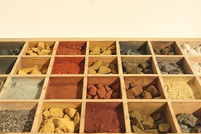 An 18th century collection of coloured earth from the Erzgebirge region of Sachsen, as seen at Object Lessons. The Story of Material Education in 8 Chapters at the Werkbundarchiv Museum der Dinge Berlin