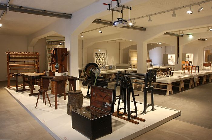 Bauhaus Dessau Presents Craft Becomes Modern The Bauhaus In The Making Smow Blog