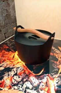 Sarpaneva cast iron pot by Timo Sarpaneva, as seen at Beyond Icons - New perspectives on design, Koldinghus, Kolding