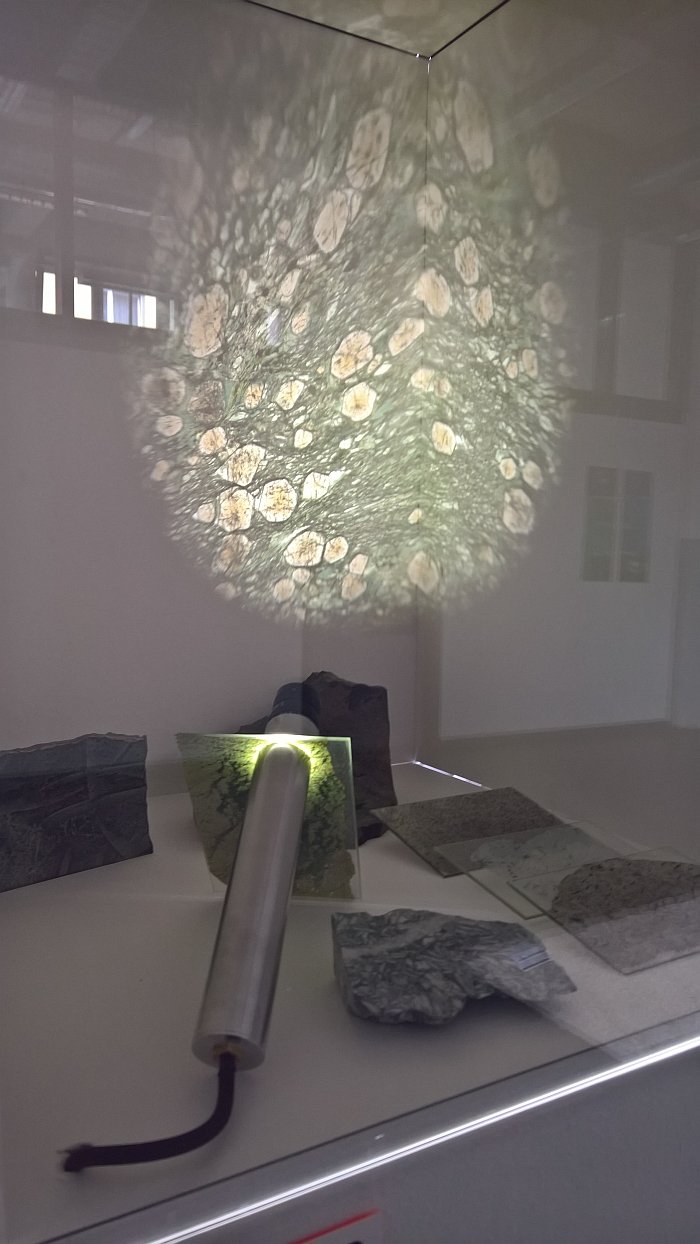 Petroskop by Pia Mareike, as seen at Rundgang durch die Lichthöfe, Hochschule für Gestaltung Karlsruhe