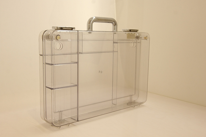 Transparent briefcase, as seen at Welt aus Glas. Transparentes Design, Wilhelm Wagenfeld Haus Bremen