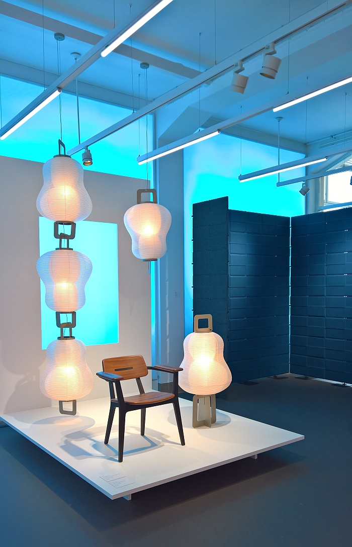 Fusion lamps, Gifoi Lounge chair & USM Privacy Panels, as seen at Oïphorie Atelier Oï, Museum für Gestaltung Zürich