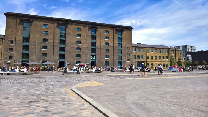 Summer 2020: Study in London at Central Saint Martins 