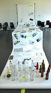 The development process of a gin bottle in the class Gestaltung und Innovation, as seen at the Folkwang Universität der Künste Essen 2018 Rundgang