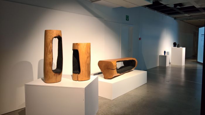 Ausgebrannt stool/side table & bench by Kaspar Hamacher, as seen at Intersections #5 Design Generations ADAM Brussels Design Museum