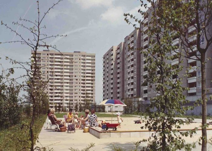 Siedlung Kranichstein, Darmstadt by Ernst May (Photo © Hamburgisches Architekturarchiv, courtesy Architekturmuseum der TU München)