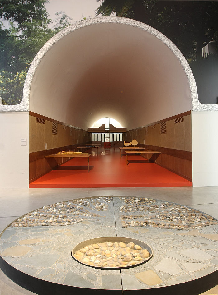 Inside Sangath, as seen at Balkrishna Doshi. Architecture for the People, Vitra Design Museum