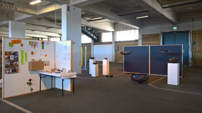 Living Temporarily by Ida-Luise Stelter (l) & Resonance by Mhairi Fraser (r), as seen at Degree Show 2019 HDK Gothenburg