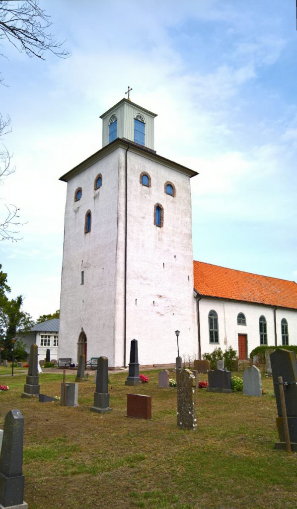 Vickleby church by Edvard Munch........(Are you sure about this?)