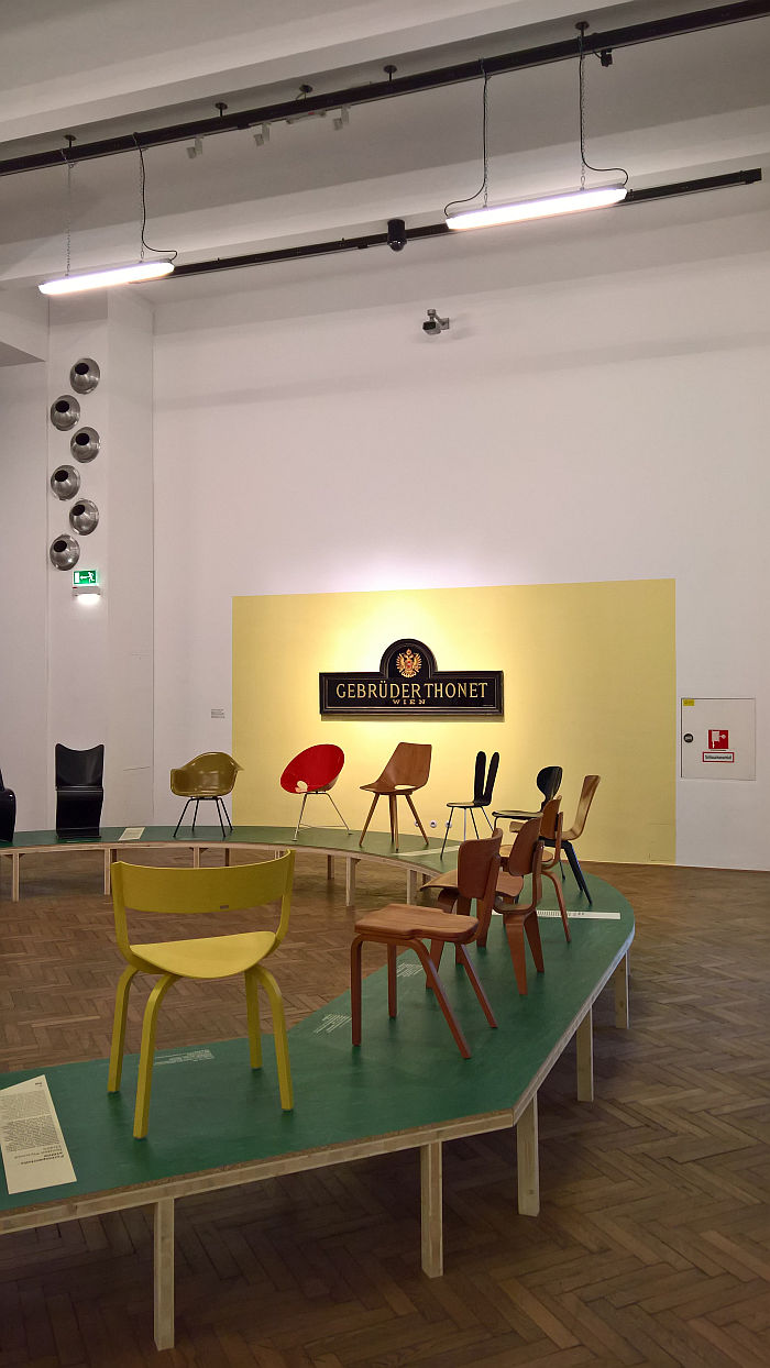 Bentwood and Beyond. Thonet and Modern Furniture Design