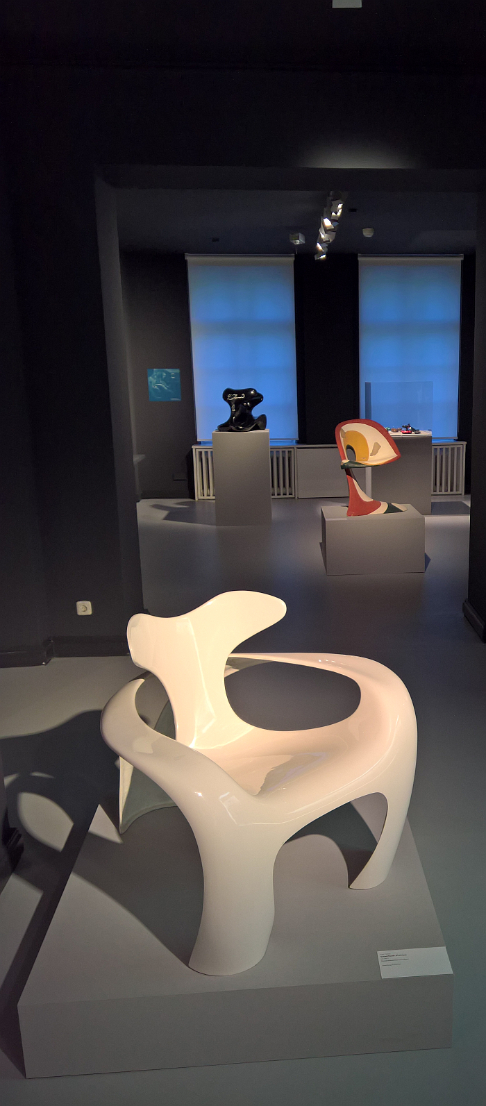 The armchair Swinger by Luigi Colani, and behind it a 1965 prototype, as seen at Luigi Colani and Art Nouveau, Bröhan-Museum, Berlin