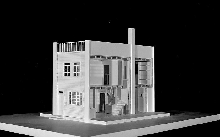 A design for house for Siedlung am Heuberg, Vienna by Adolf Loos, 1921, part of Adolf Loos: Private Houses at the MAK – Museum für angewandte Kunst, Vienna (photo © ALBERTINA, Wien, courtesy MAK – Museum für angewandte Kunst)
