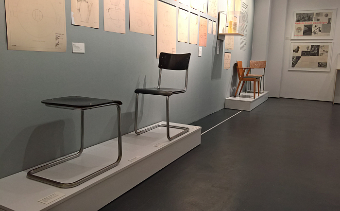 Sn 5 by Mart Stam through Metallbau Halberstadt (a work more popularly known, outside East Germany, as the S 43 through Thonet) and an ottoman by an unknown designer also from Metallbau Halberstadt, ca 1960s, as seen at The Early Years. Mart Stam, the Institute and the Collection of Industrial Design, the Werkbundarchiv Museum der Dinge, Berlin