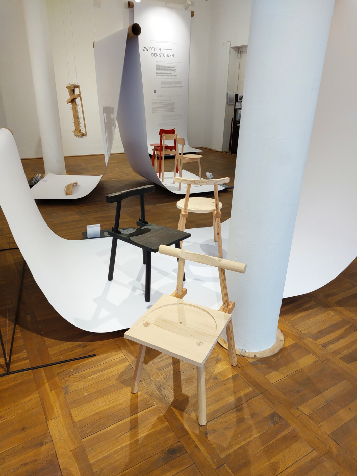 Ohne by Johann Post, as seen at Sitting reconsidered. Design, Observe, Stage, the Burg Galerie, Halle 