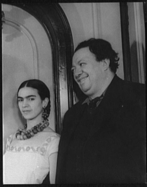 Frida Kahlo & Diego Rivera, 1932 (Photo Carl Van Vechten, Library of Congress, Prints & Photographs Division, Carl Van Vechten Collection, LC-USZ62-42516)