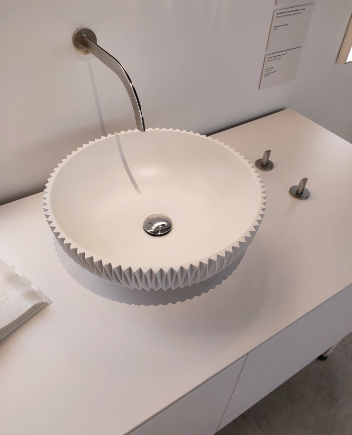 3D printed sink by Sandhelden and Grohe’s Atrico Icon 3D bathroom tap, as seen at PRINT3D. Reprint Reality, CaixaForum, Sevilla