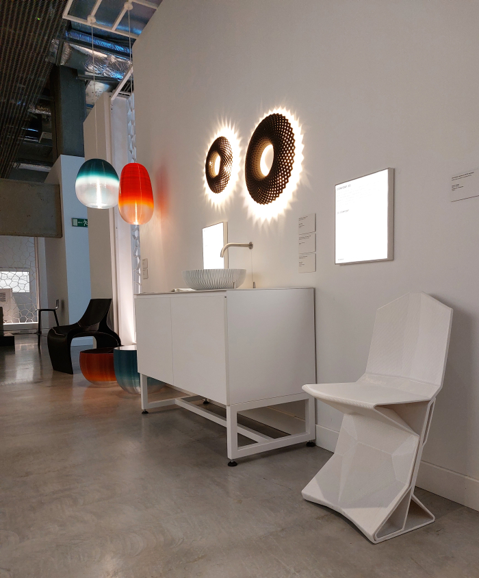 3D printed furniture and lighting by manufacturers Sandhelden and Nagami, as seen at PRINT3D. Reprint Reality, CaixaForum, Sevilla