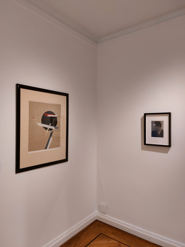 Construction by László Moholy-Nagy, and a László Moholy-Nagy by Lucia Moholy, as seen at Lucia Moholy – The Image of Modernity, Bröhan Museum, Berlin