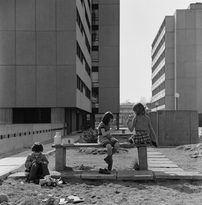 Children playing in a new housing estate on the island of Lauttasaari, Helsinki, part of Concrete Dreams – And Other Perspectives on 1970s Architecture, Museum of Finnish Architecture, Helsinki (photo Volker von Bonin, 1976, courtesy Helsinki City Museum via Creative Commons CC BY 4.0)