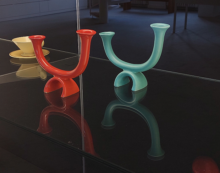 Two late 1920s asymmetric candle holders, as seen at Haël. Margarete Heymann-Loebenstein and her workshops for decorative ceramics 1923-1934, Bröhan Museum, Berlin 