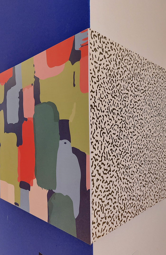 Linoleuam that so central material to platforms such as Alchimia and Memphis, here with patterns by Alessandro Mendini (l) and Ettore Sottsass (r), as seen at Alchimia. The Revolution of Italian Design, Bröhan Museum, Berlin.