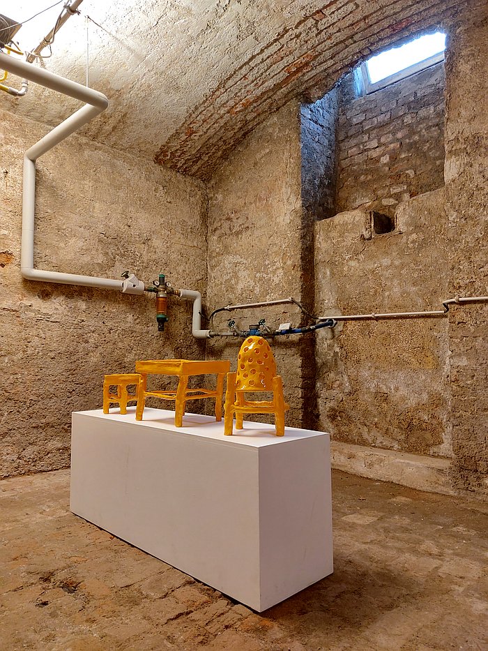 Works by Onka Allmayer-Beck, as seen at Gaga Dada 2: Objekte zwischen Kunst und Design, Galerie Zippenfenig at Nils Holger Moormann Salone München
