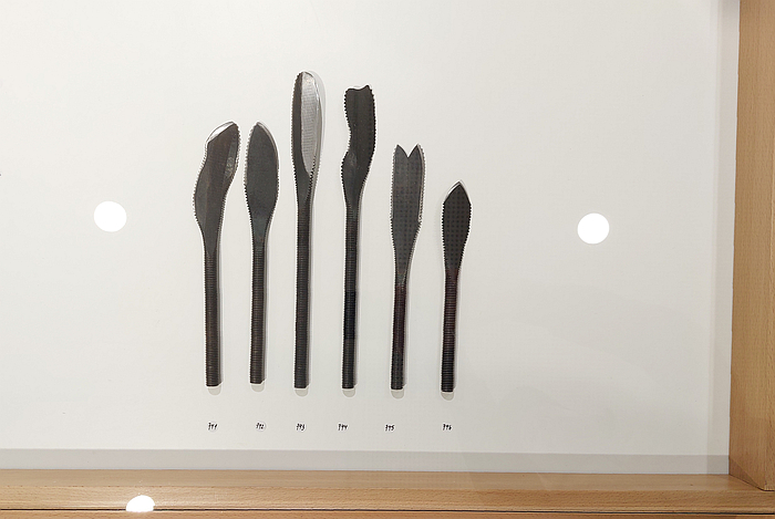 Ich war mal eine Schraube by Friederike Maltz, as seen at Tischkultur, Galerie Handwerk Munich, during Munich Creative Business Week 2025