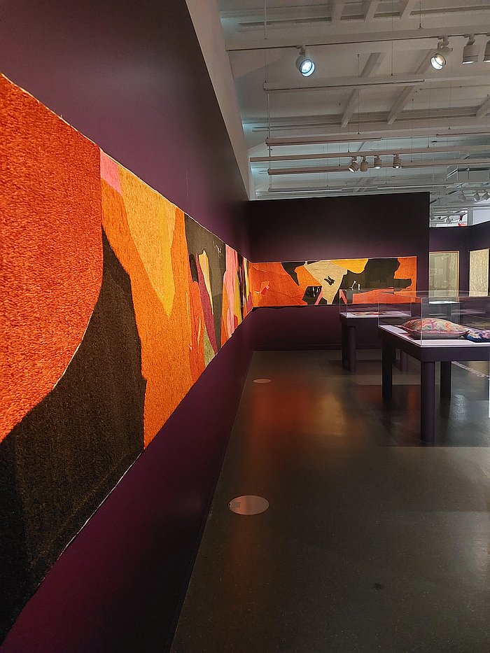La canzone della vita by Lissy Funk, as seen at Textile Manifestos - From Bauhaus to Soft Sculpture, Museum für Gestaltung, Zürich