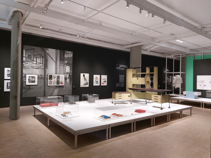 Hello Image. The Staging of Things, Museum für Kunst und Gewerbe, Hamburg