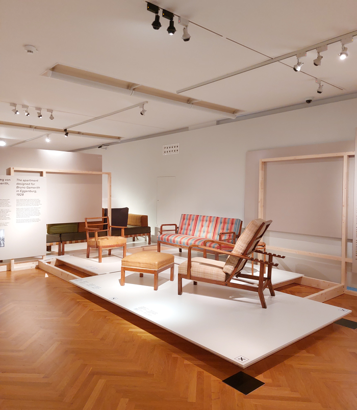 Furniture by Ernst A Plischke for Bruno Gamerith, ca 1928, as seen in Josef Frank and the others. New furniture 1920–1940, Möbelmuseum Wien