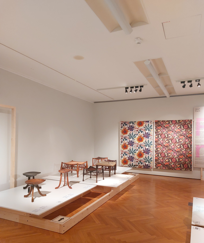 'Egyptian' stools by Leonard Wyburd, Adolf Loos and Josef Frank, as seen in Josef Frank and the others. New furniture 1920–1940, Möbelmuseum Wien