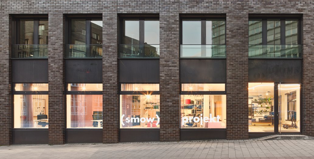 Living room with USM Haller sideboards at smow Hamburg