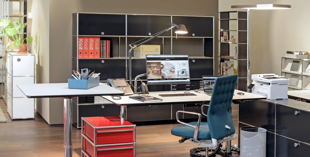 Office furniture at USM × smow in Stuttgart