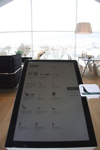 With the VitraHaus Key visitors can build wishlists and send them per email to VitraHaus partner smow for an individual sales offer.