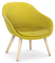 About A Lounge Chair Low AAL 82, Hallingdal 420 - yellow, Soap treated oak, With seat cushion