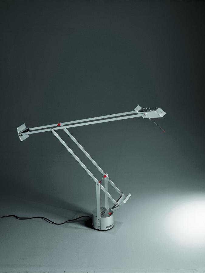 その他 Artemide Scandinavia - Tizio 35 S1984B 楽天市場】Artemide（アルテミデ）テーブル照明 「TIZIO 35