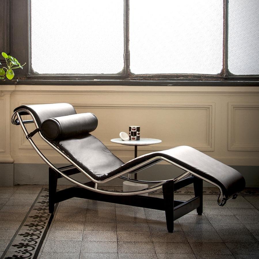 椅子 Cassina LC4 CHAISE LONGUE 4 Chaise longue à réglage continu, durable armchair | Le