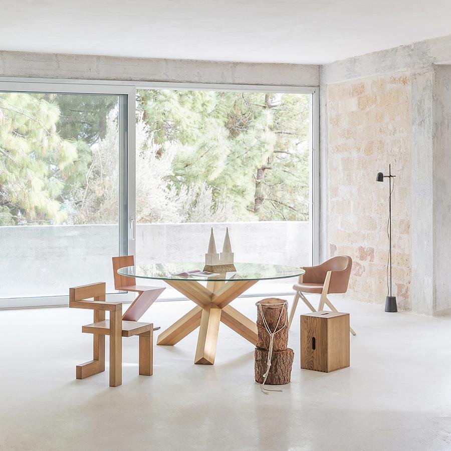 坂茂　椅子　スツール　vitra magis cassina aalto Zig Zag Chair by Gerrit Thomas Rietveld Cassina | Artemest